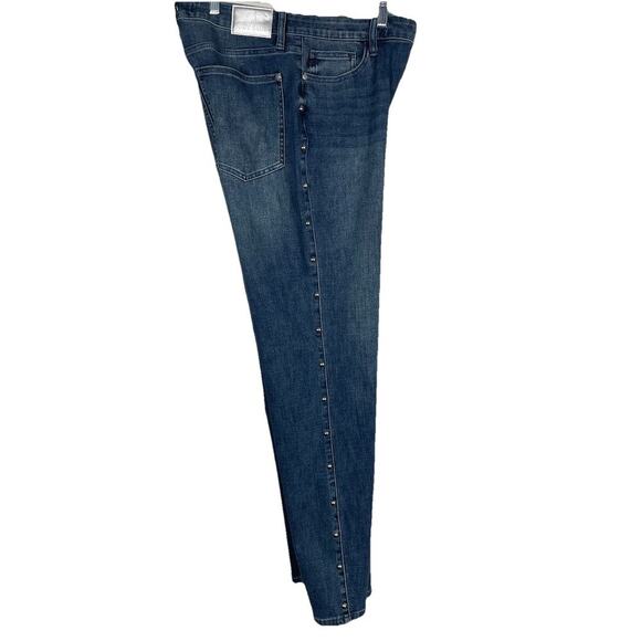 Judy Blue Tell Me About It Straight Fit Jeans Size 11/30 Blue Studded Stretch - Picture 3 of 16
